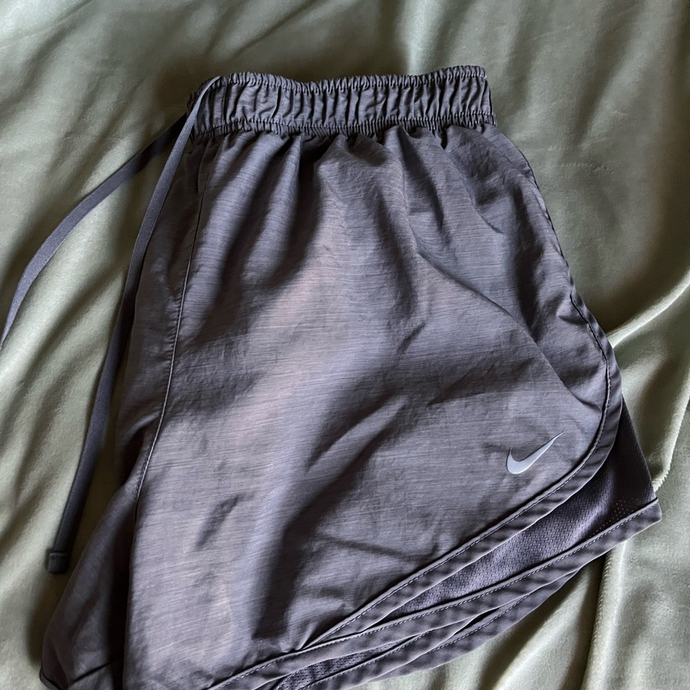 Nike Tempo Dry Core 3” running shorts